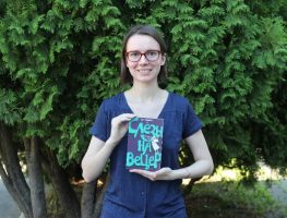 “Слёзы на вецер” – першая кніжка паэткі з Жыровіч  