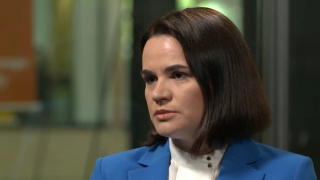 «Я была хатняй гаспадыняй не праз адсутнасьць амбіцый, а была вымушаная быць дома і рэабілітаваць дзіця». Шчырае інтэрвію Ціханоўскай