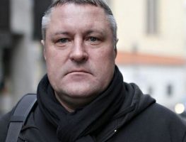 Жонка Судаленкі: Ён нас адтуль спрабуе падбадзёрваць   