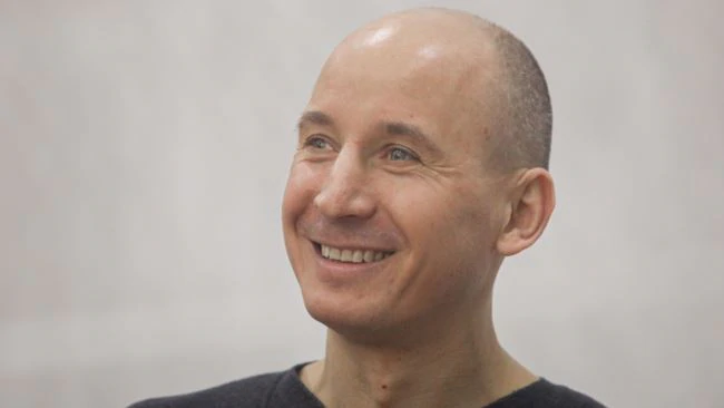 Блогера-палітвязьня Ўладзімера Няронскага пакаралі трыма гадамі зьняволеньня