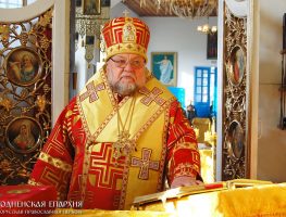 Віншаванне з Вялікаднем ад архіепіскапа Гарадзенскага і Ваўкавыскага Арцемія  