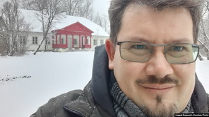 «Рэчы, якія варушацца ў душы». Андрэй Хадановіч пра новыя вершы і пераклады 