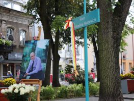 У Беластоку адкрылі сквер імя Паўла Багдана Адамовіча   