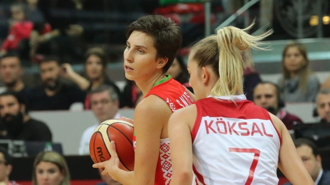 «Гэта ня спрынт, а маратон». Пазытыўная размова з баскетбалісткай Сныцінай