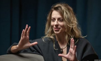 Наста Рагатко і яе кніга «Носи с собой». Пра Ціханоўскую без прыўкрас, беларускае балота і ціск Расеі на мозг